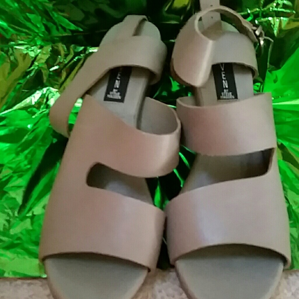 Steve Madden wedges